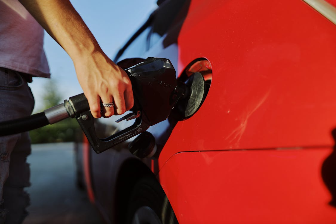A car getting filled up.
